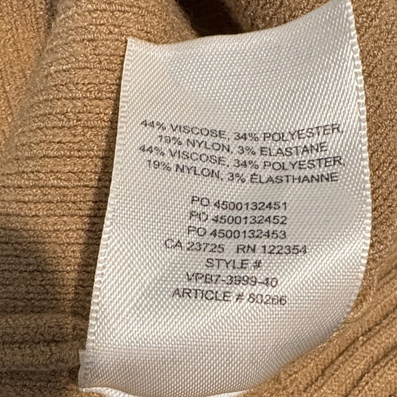 Wilfred souvenir Camel V-Neck Sweater - Picture 7 of 7